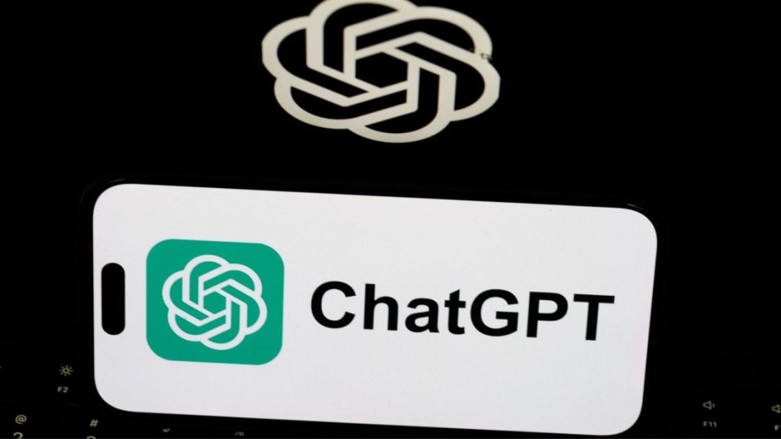 Caída simultánea de ChatGPT, Claude y Grok expone la fragilidad de depender de un puñado de servicios