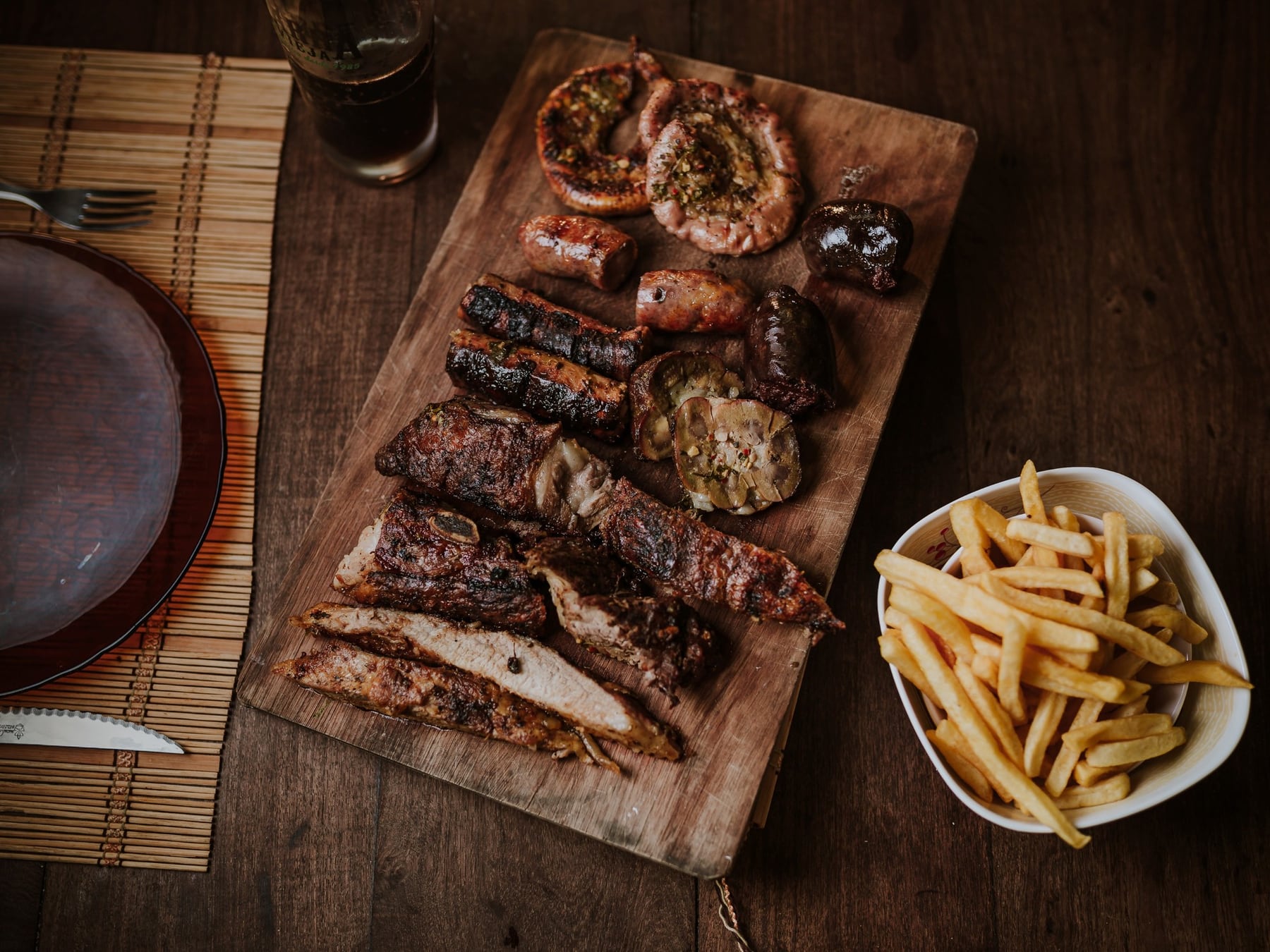 La cuenta sagrada del asado: cuántos kilos de carne comprar para que no sobre ni falte