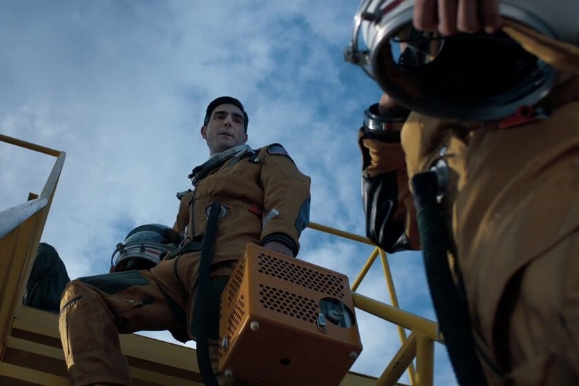 Ryan Reynolds y Kenneth Branagh se cuelan en la Guerra Fría y Apple TV+ festeja en 101 países