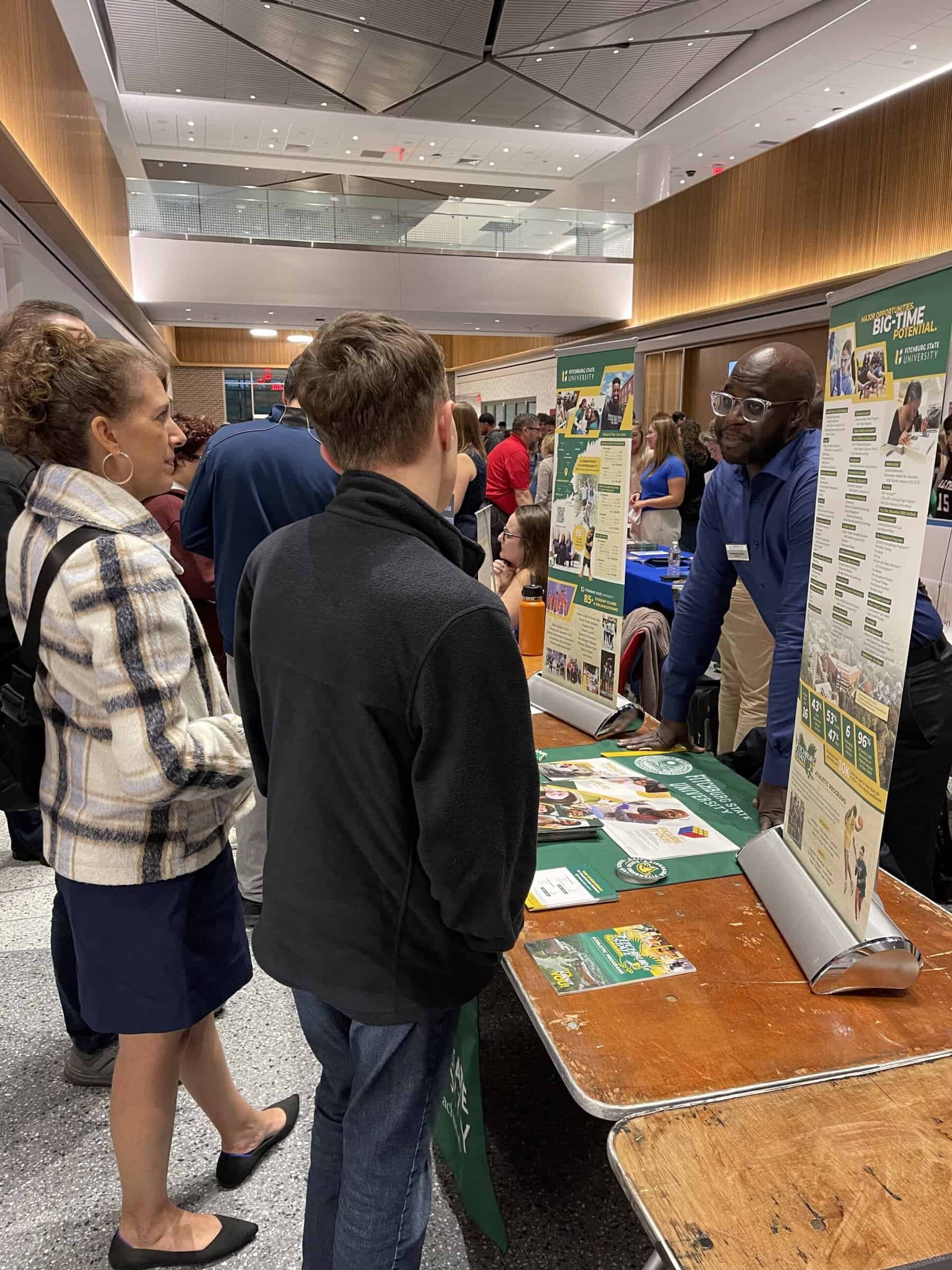 Expo Vocacional en Neuquén: tres jornadas para mirar, preguntar y empezar a decidir