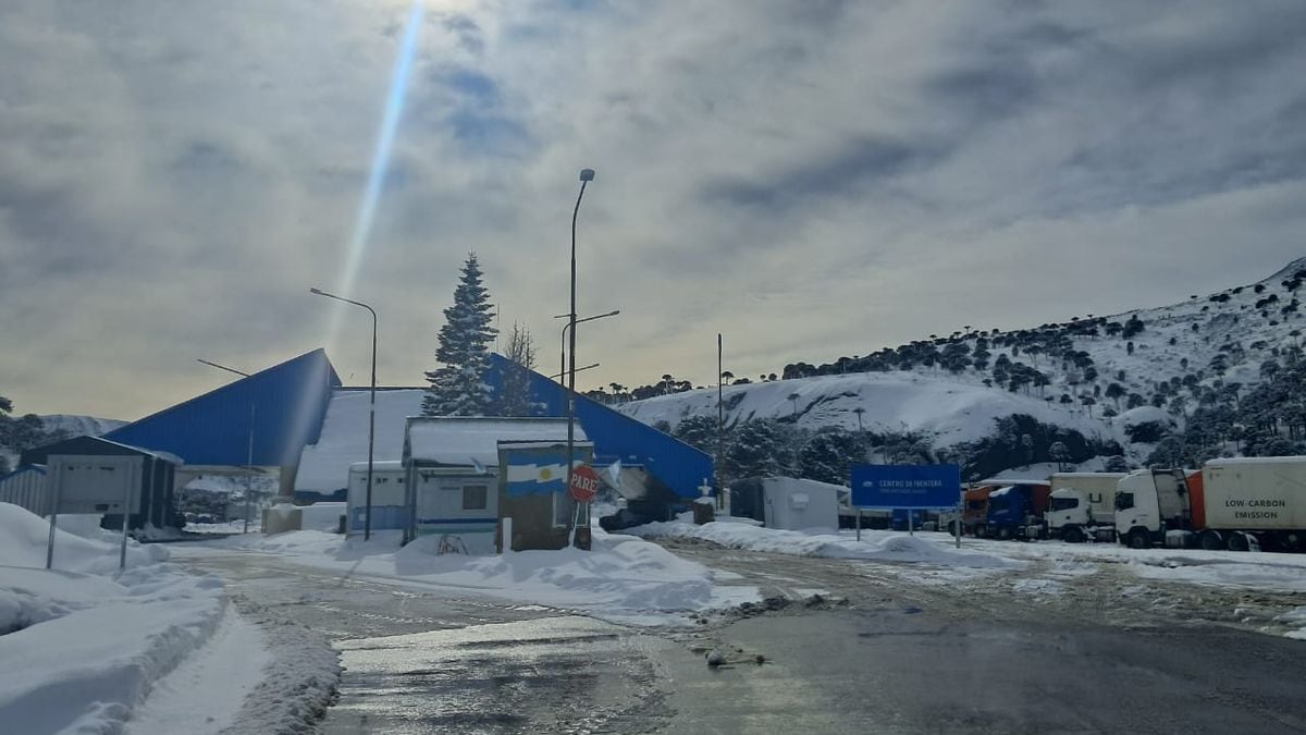 Cuatro pasos a Chile modifican sus horarios tras el cambio de verano en el país trasandino