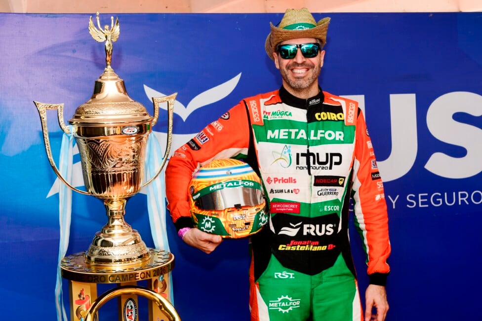 Castellano se adueñó de la Etapa Regular del TC sin soltar una sonrisa en lo más alto: ahora va por la gloria con la historia en contra