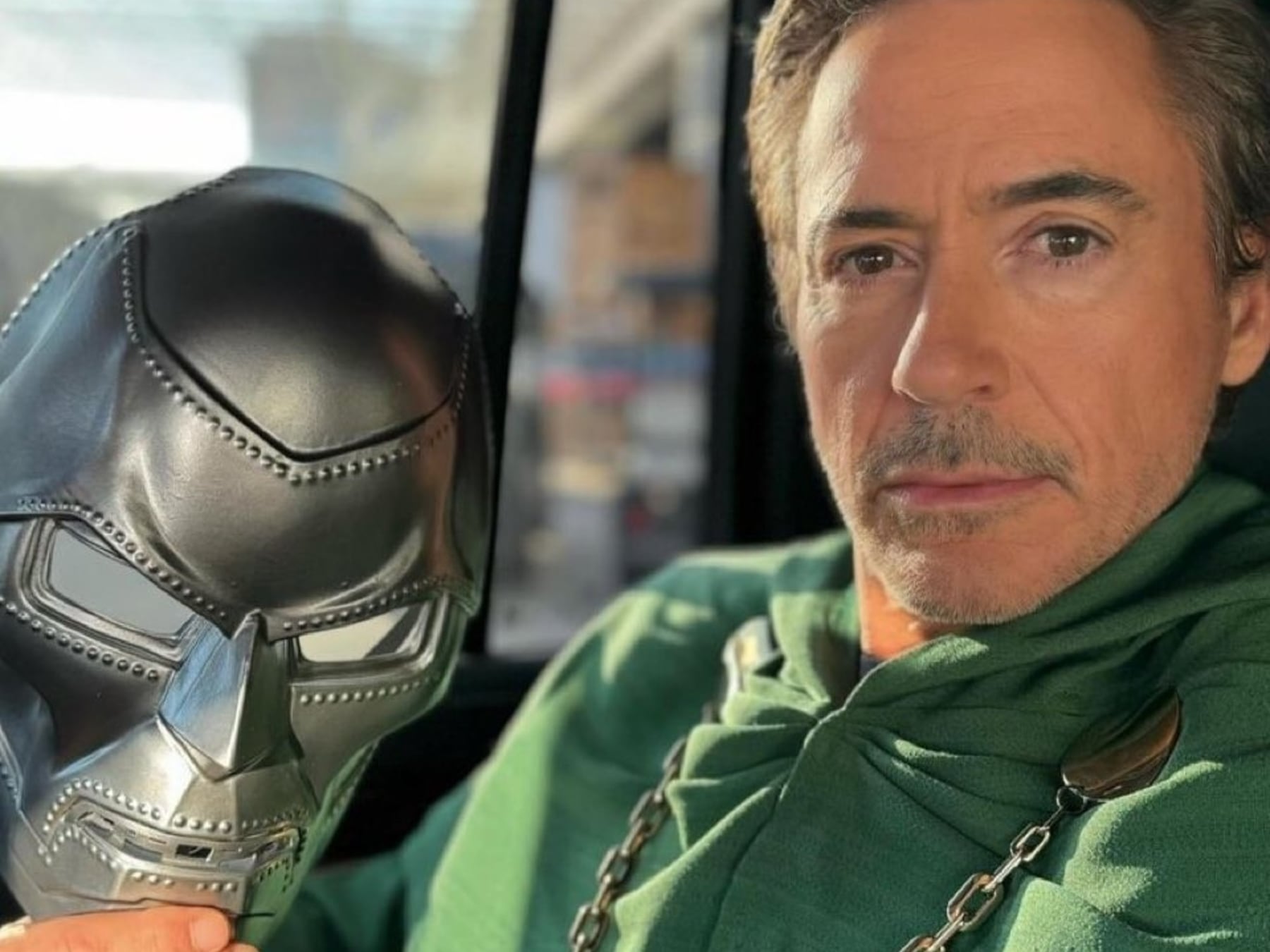 Robert Downey Jr. cambia la armadura por la máscara verde: ahora es Doctor Doom en el universo Marvel