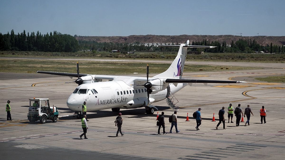 Una aerolínea neuquina vuelve a surcar los cielos del interior: 50 minutos para llegar a Chos Malal y a Chapelco