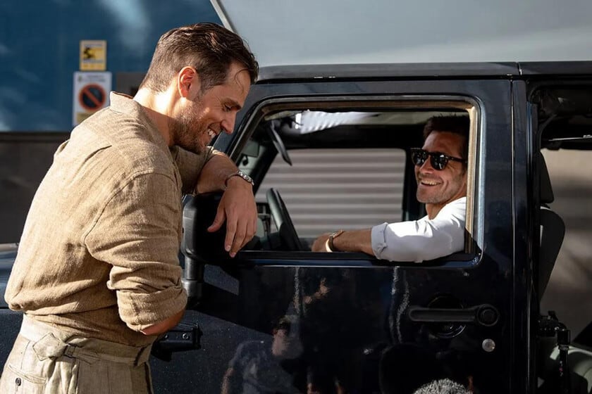 Henry Cavill y Jake Gyllenhaal se cruzan en Tenerife bajo la lupa de Guy Ritchie