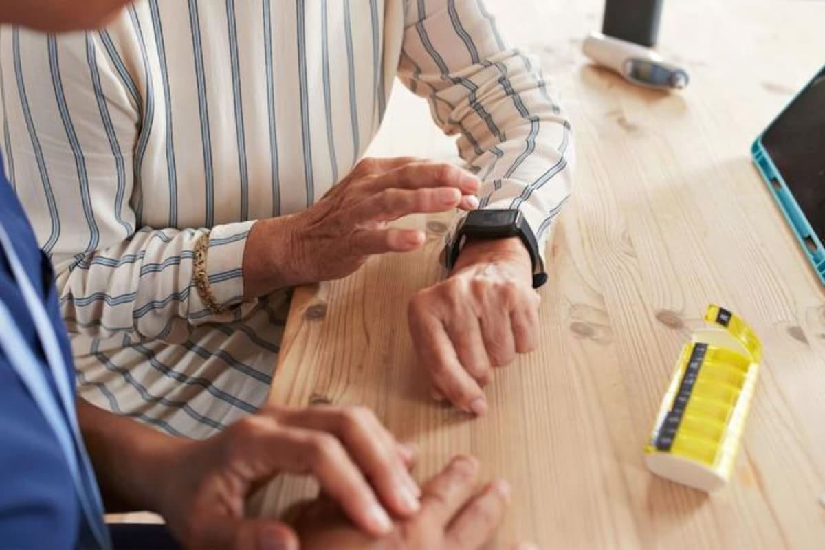 Pacientes con Parkinson en alerta por los faltantes de Lebocar y la promesa de Pfizer de regularizar entregas recién en marzo de 2027