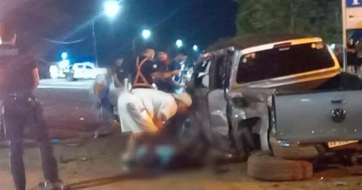 Choque entre dos camionetas en San Vicente: dos muertos y cinco heridos, dos de ellos gendarmes