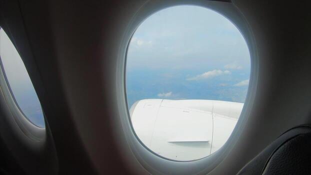Conrado Estol propone mirar el cielo y dejar el alcohol para reencontrarse con el avión
