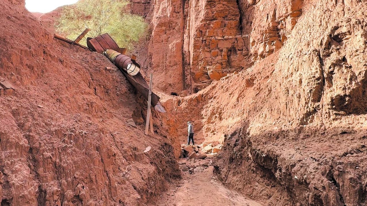 Una travesía 4x4 por la Precordillera sanjuanina culmina en los vestigios del campamento minero conocido como Virginia II