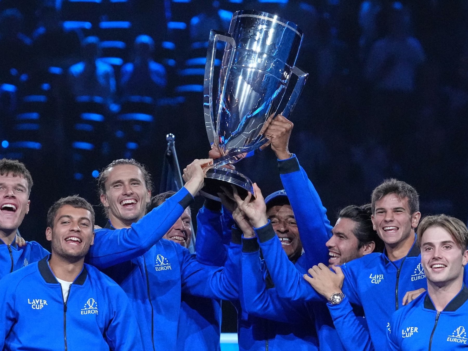 Zverev apagó a Tien, Europa levantó la Laver Cup y Cerúndolo se quedó a mano