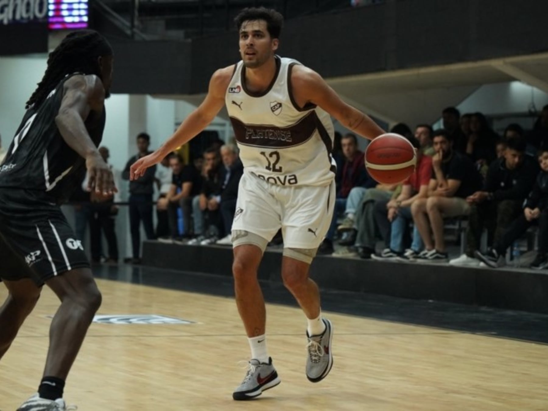 El Calamar picó en Santiago y se trajo un debut con sonrisa