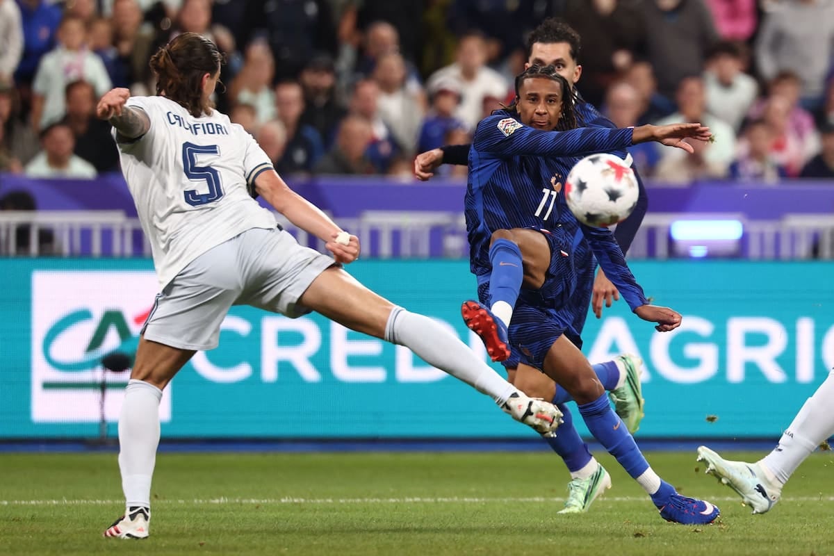 Francia e Italia no se sacaron diferencias en París: Olise y Bastoni firmaron el 1-1