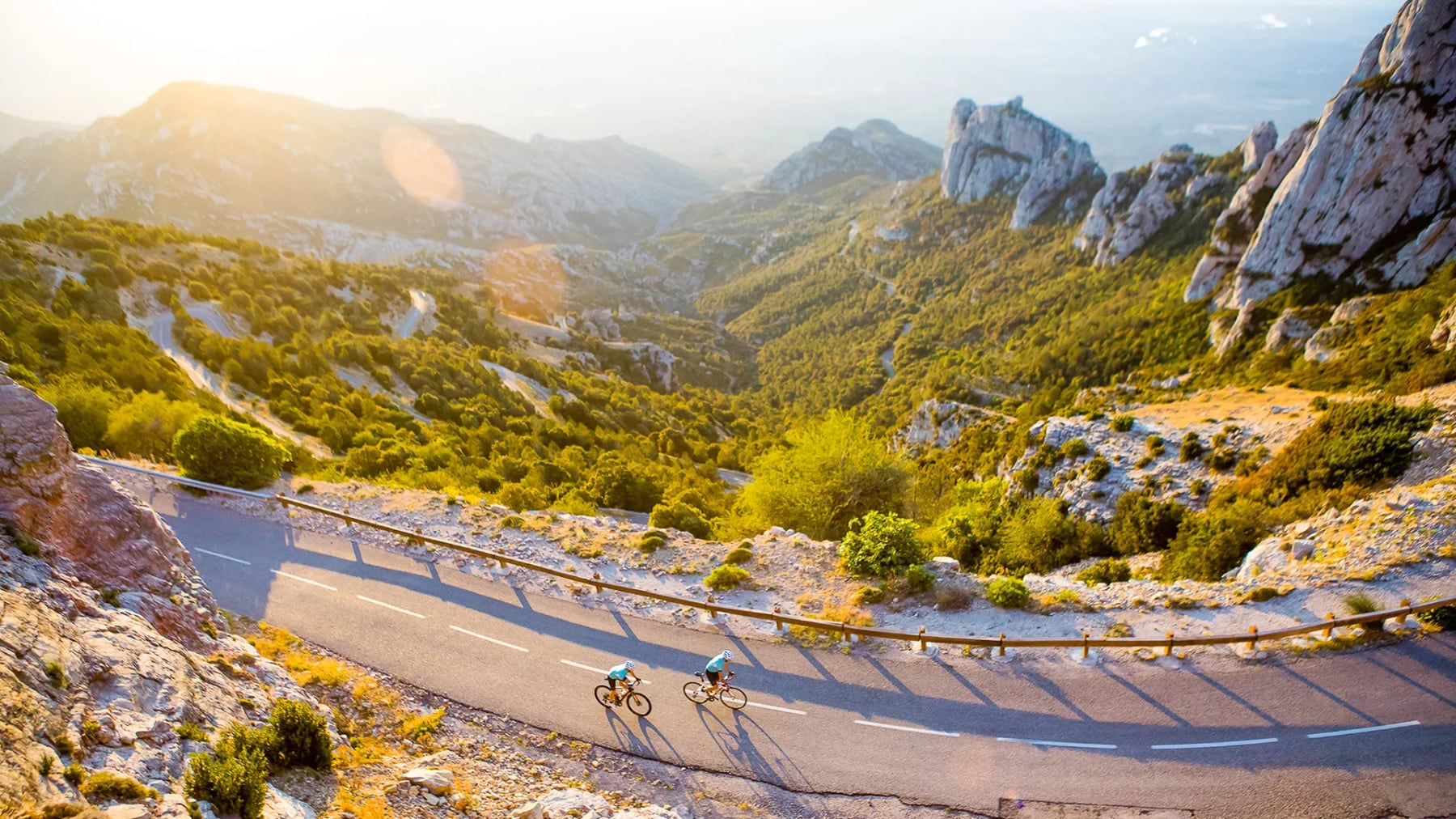 Dos mil kilómetros a bordo del auto: el Grand Tour de Cataluña, tramo por tramo