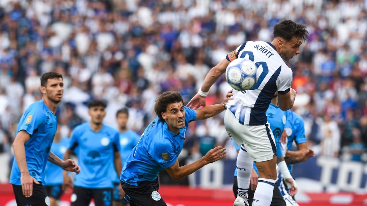 El Pirata se llevó el clásico cordobés con un gol que llegó desde el banco