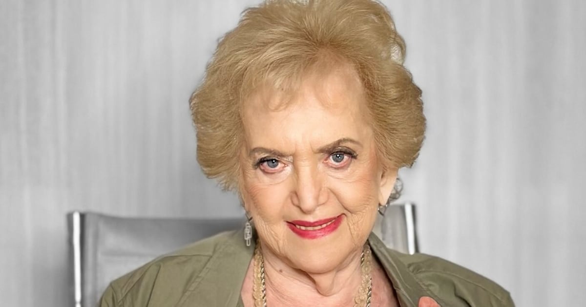 Adiós a Zulema Galperín: la señora de los papeles administrativos que se reinventó a los sesenta en los escenarios