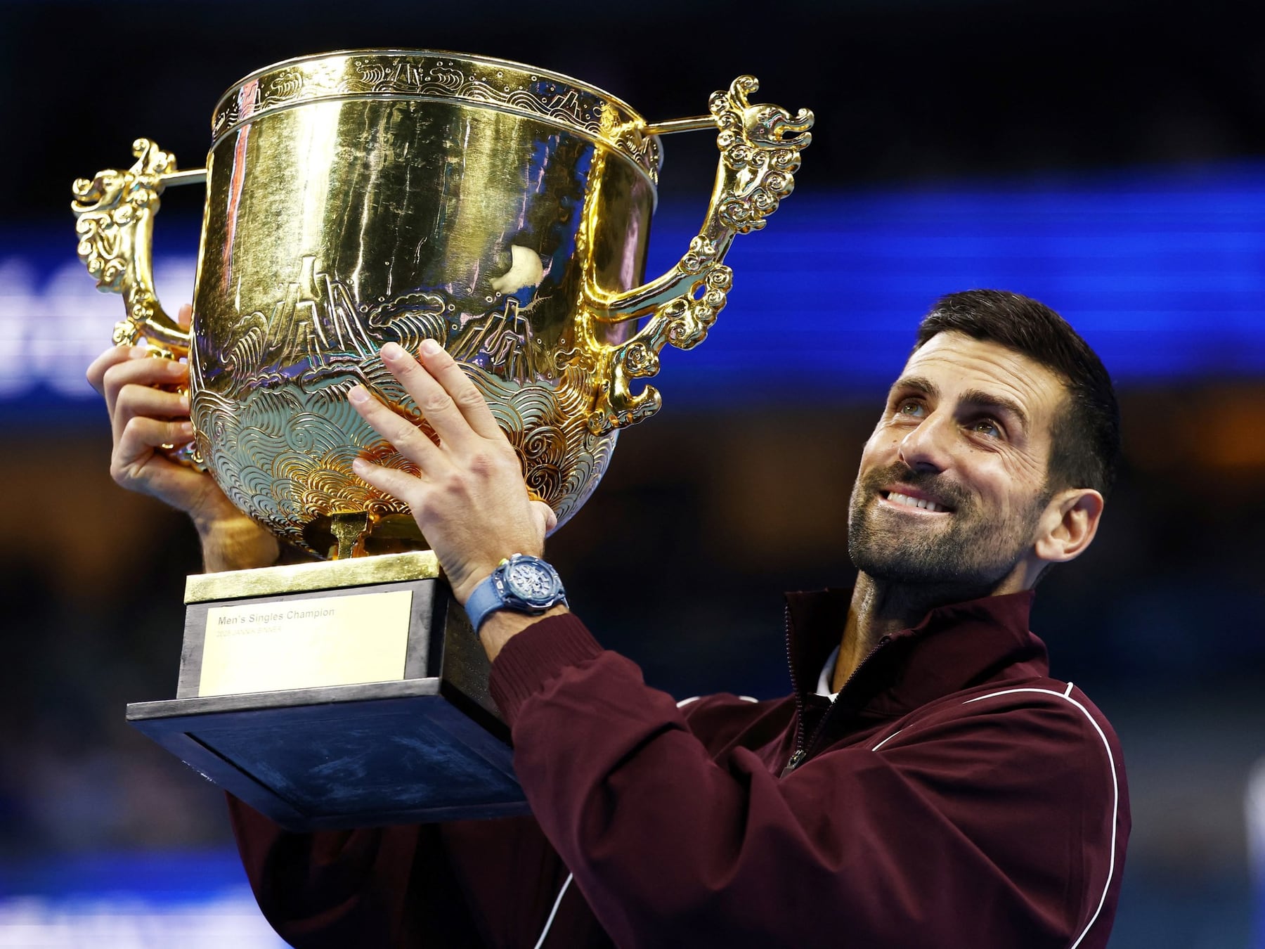 Nole se comió a De Miñaur en una final que duró lo justo y quedó a uno del rey Federer