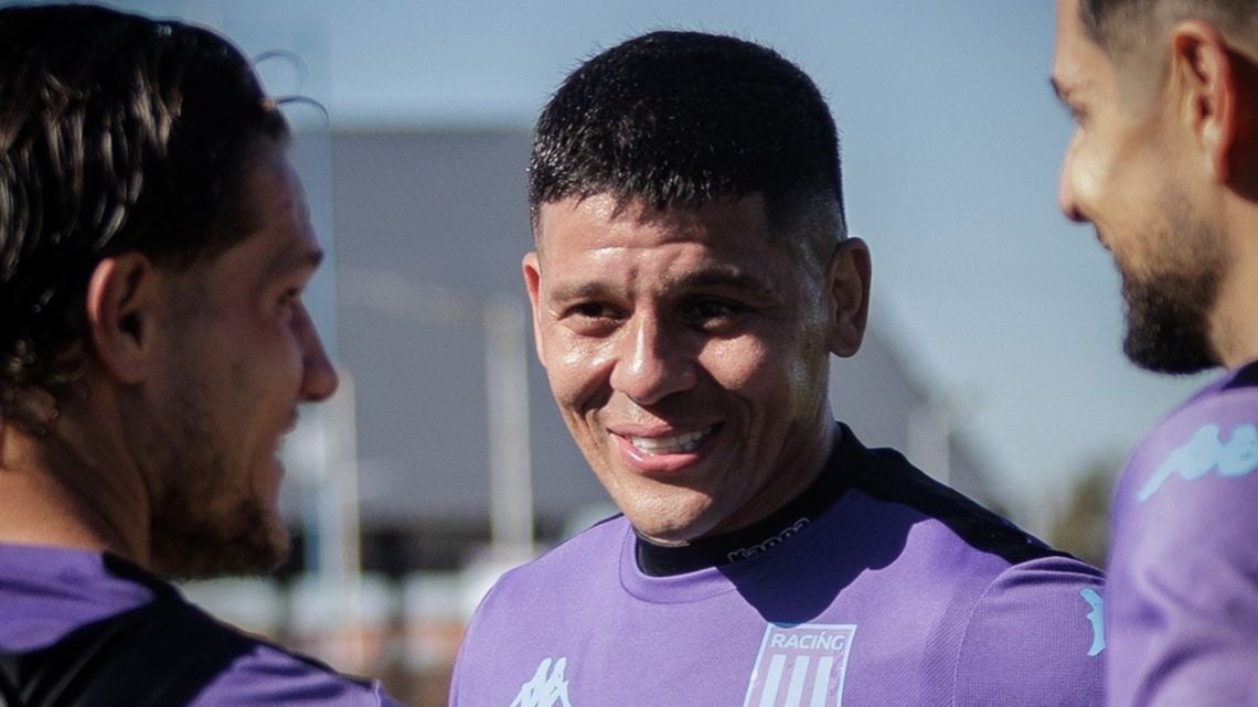 El Pincha tiene a Rojo en el banco y la AFA no le da el OK: la pulseada por el pase que define la Libertadores