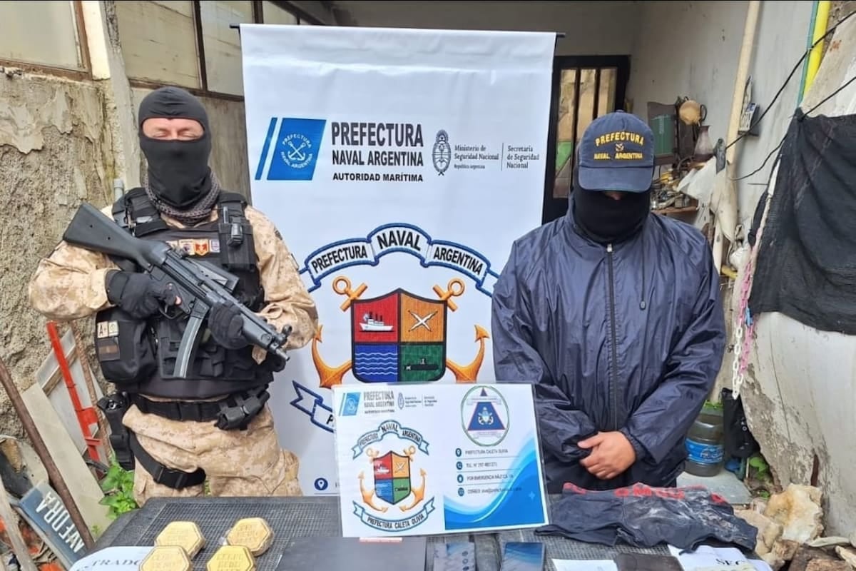 Diez kilos de oro hallados dentro de un tanque de inodoro en desuso en Caleta Olivia