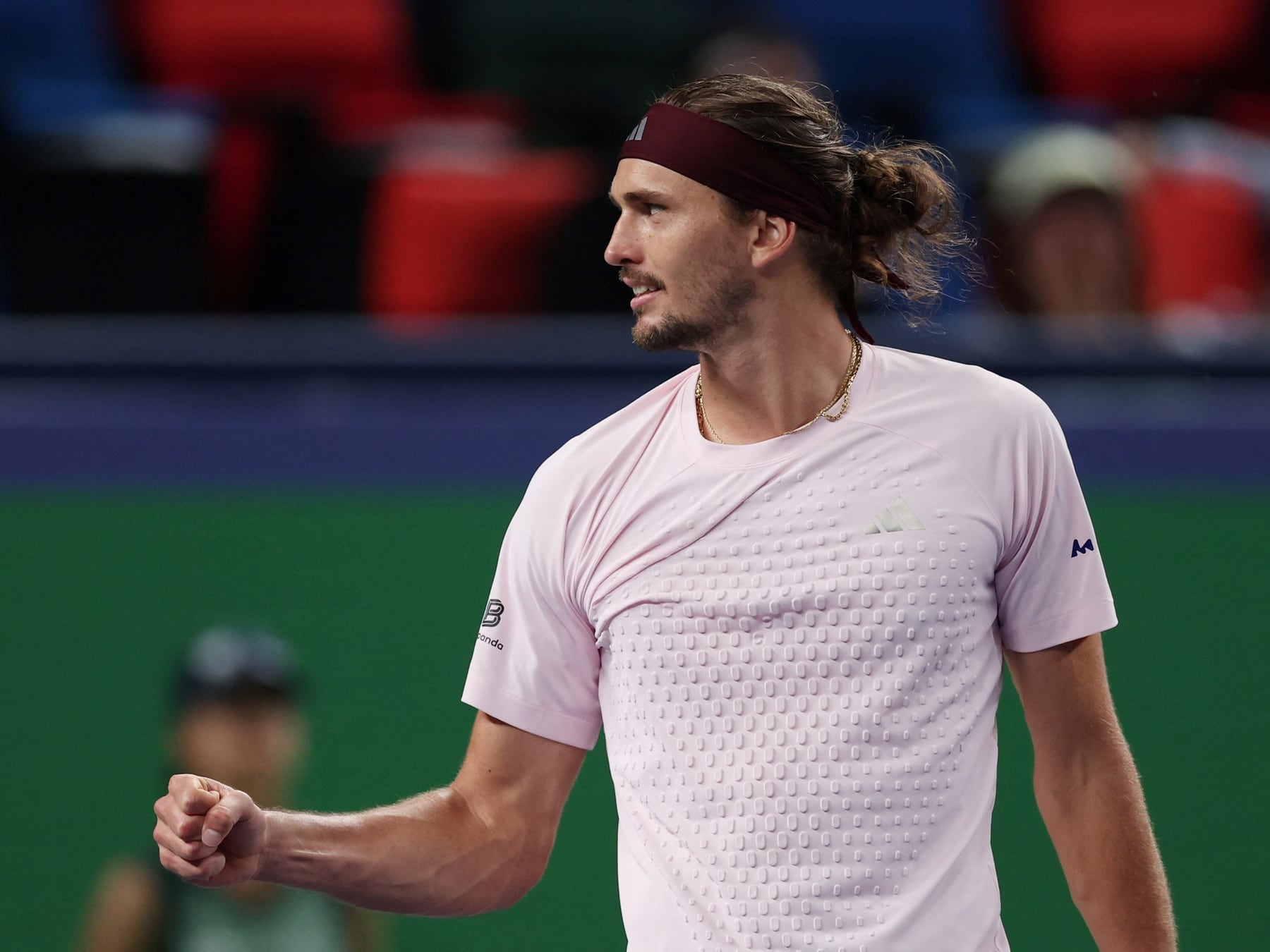 Zverev se sacó de encima a Bublik, se sentó en el trono y ya toca otro timbre