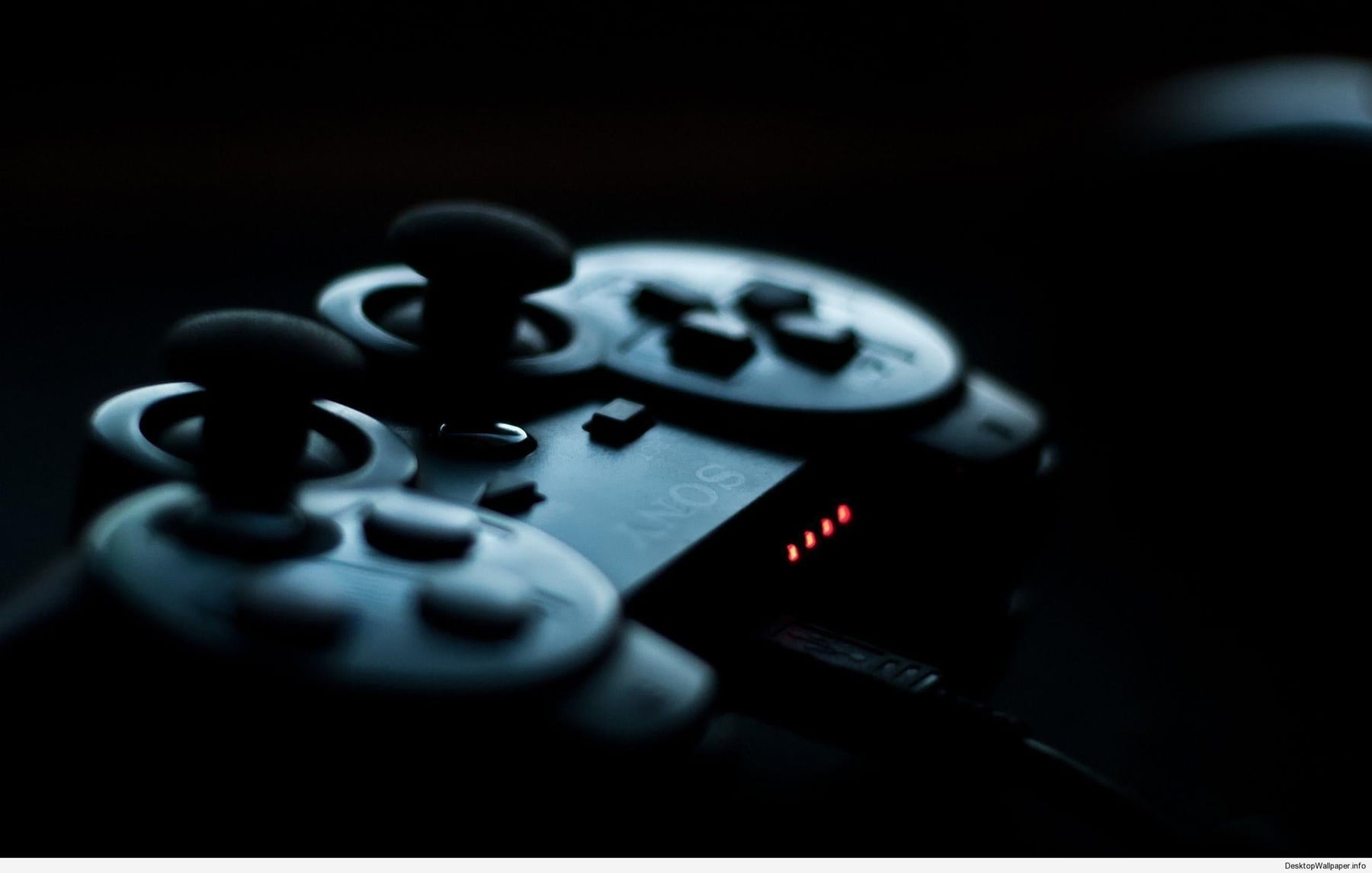 Una PlayStation negra y barata que viaja con candado: Sony la piensa solo para Japón