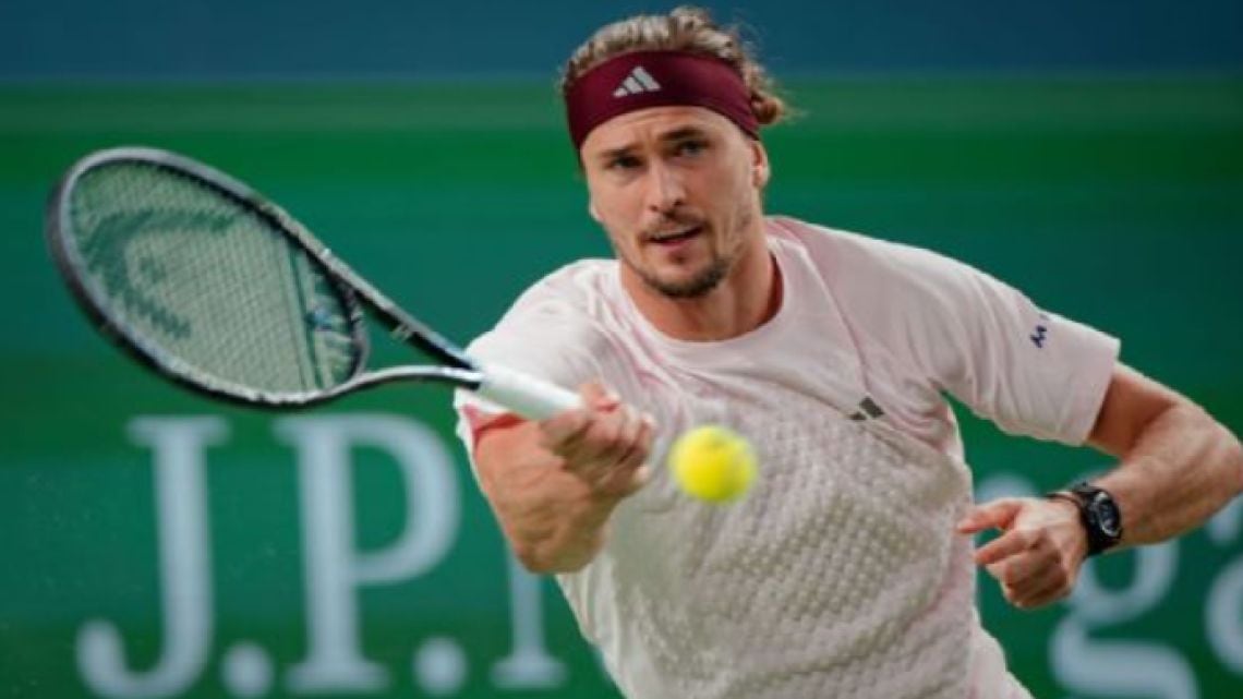 Sasha no negocia: Zverev barrió a De Miñaur y va por el número uno en Shanghai