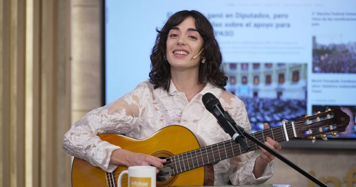 Zoe Gotusso se despide del año en el Coliseo con un verano que aún no termina