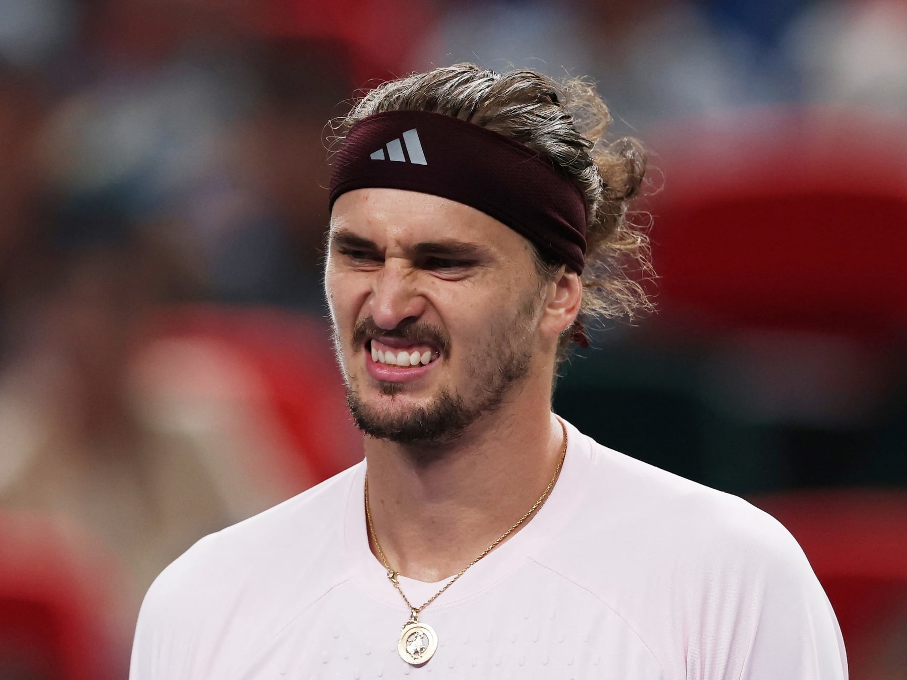 Shanghái se tiñe de español: Davidovich Fokina liquidó a un Zverev que ya no da más
