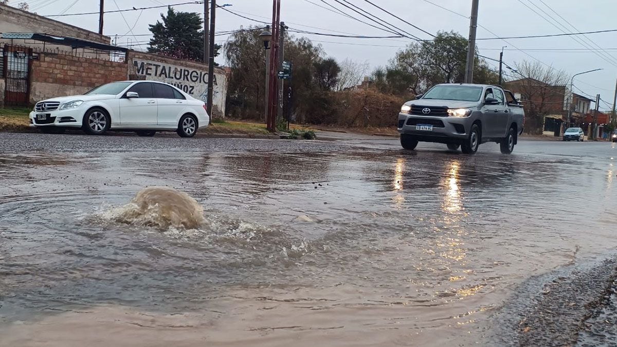 Neuquén entra en una semana bajo alerta amarilla: lluvias, granizo y un frente polar que podría dejar hasta 3 grados de mínima en la madrugada del viernes