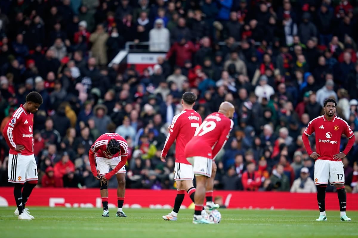 El United prolonga su agonía y Bournemouth deja al Rojo cerca del fondo