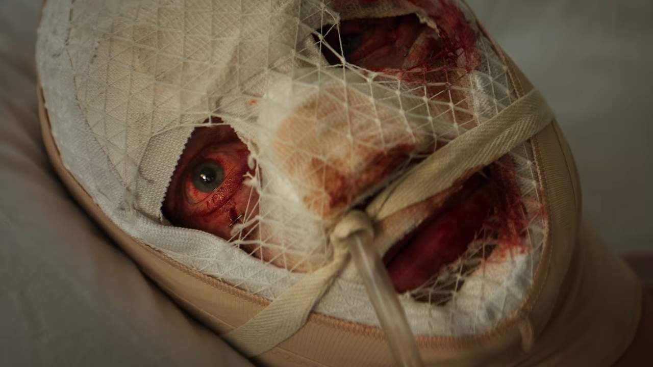 Cara de Barro lleva el horror corporal a la pantalla de los superhéroes